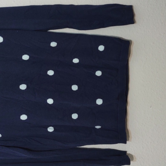 SLIGHTLY USED BANANA REPUBLIC LIGHTWEIGHT SWEATER NAVY AND WHITE POLKA DOT - Picture 4 of 6
